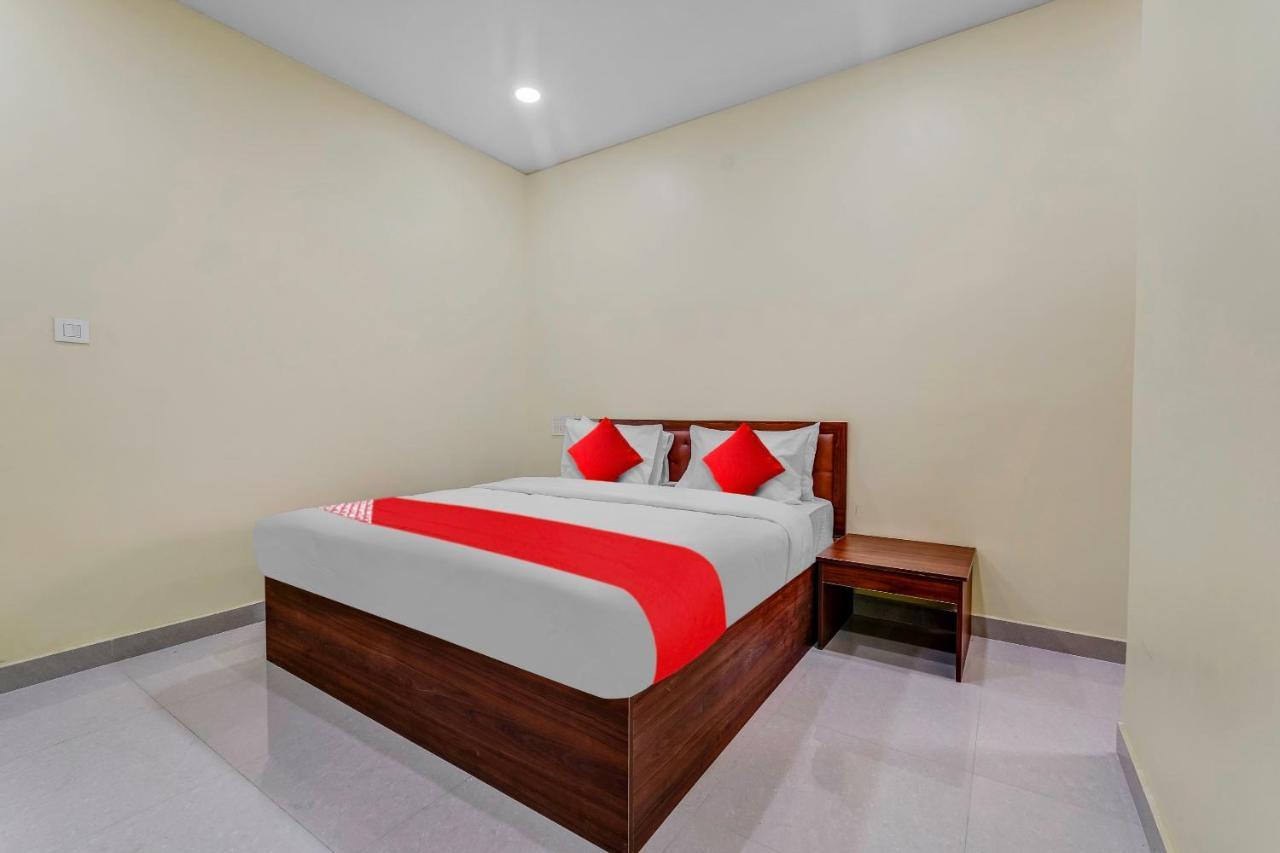 Oyo Flagship Hotel Ayodhya Bangalore Ngoại thất bức ảnh