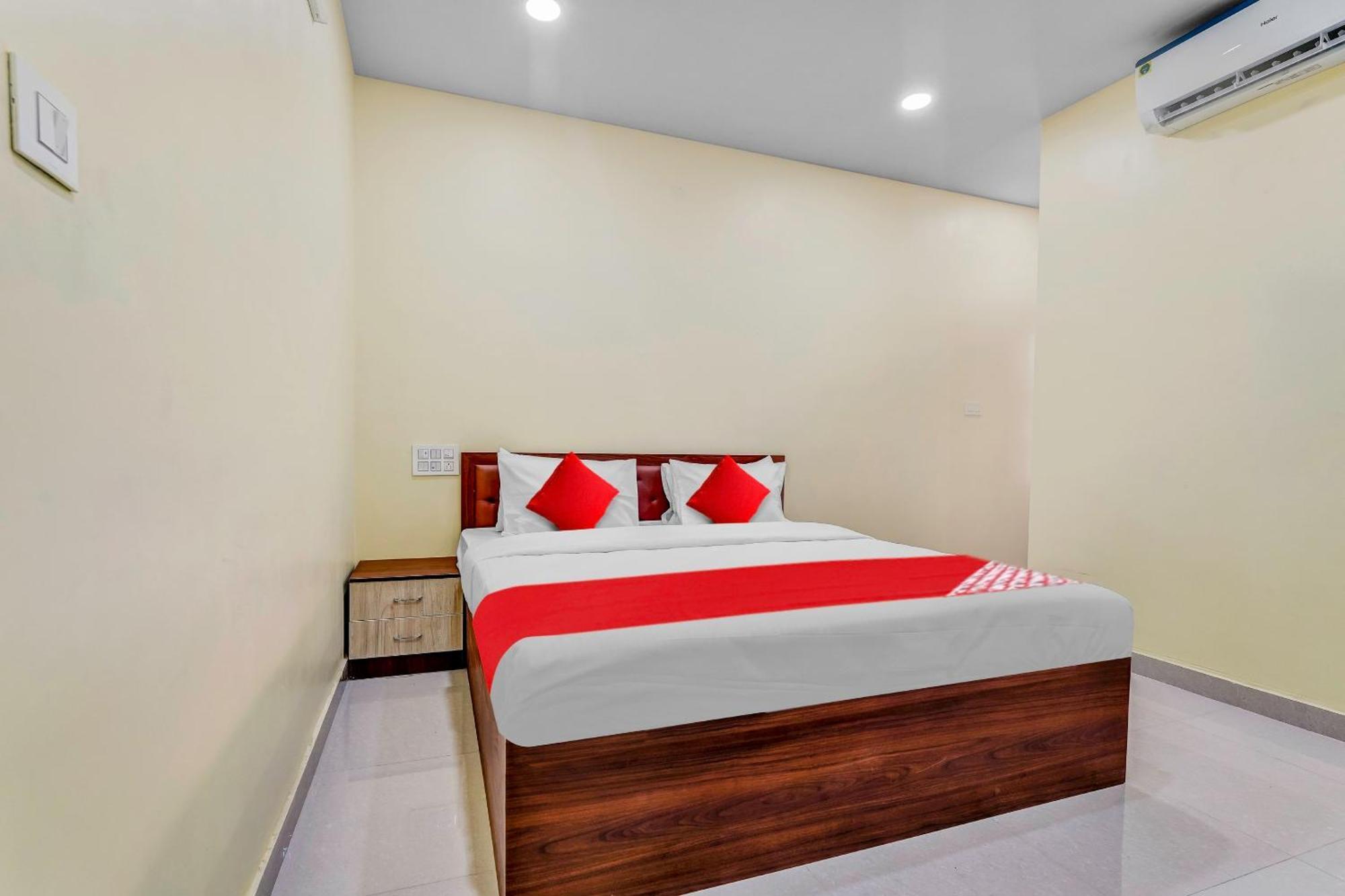 Oyo Flagship Hotel Ayodhya Bangalore Ngoại thất bức ảnh