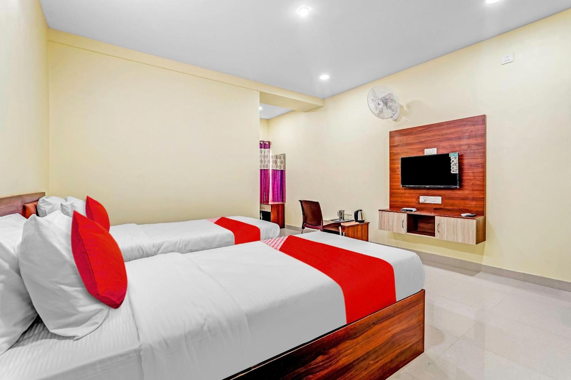 Oyo Flagship Hotel Ayodhya Bangalore Ngoại thất bức ảnh