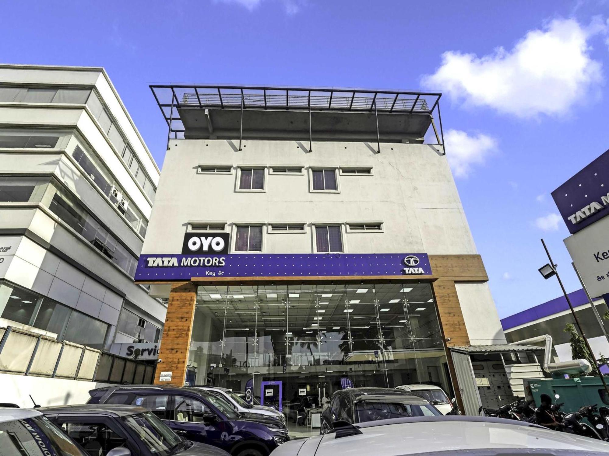 Oyo Flagship Hotel Ayodhya Bangalore Ngoại thất bức ảnh