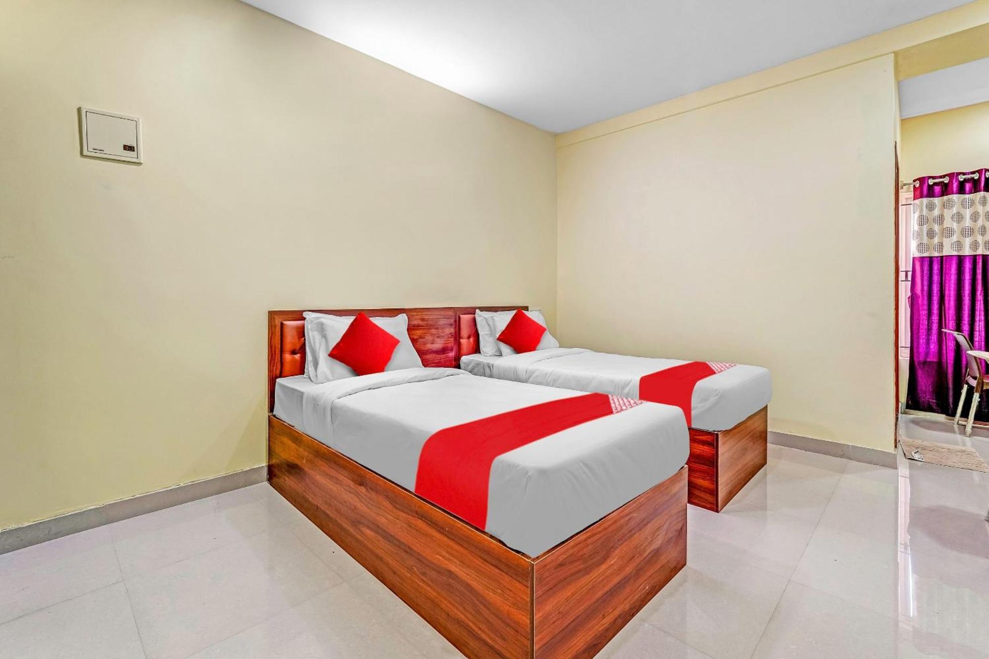 Oyo Flagship Hotel Ayodhya Bangalore Ngoại thất bức ảnh